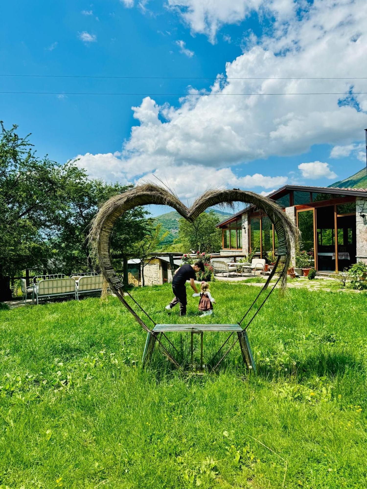 Vila Disha Villa Tirana Buitenkant foto